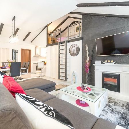 Tranquility And Nature In 4 Bedroom With Sea View Mokošica 외부 사진