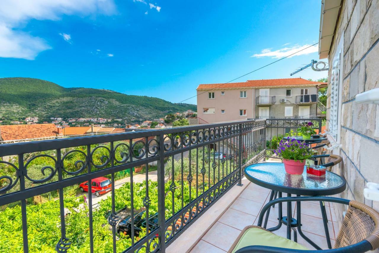 Tranquility And Nature In 4 Bedroom With Sea View Mokošica 외부 사진