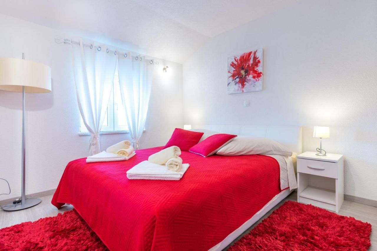 Tranquility And Nature In 4 Bedroom With Sea View Mokošica 외부 사진