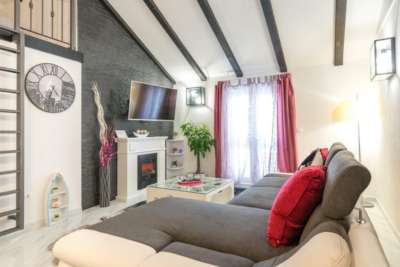 Tranquility And Nature In 4 Bedroom With Sea View Mokošica 외부 사진