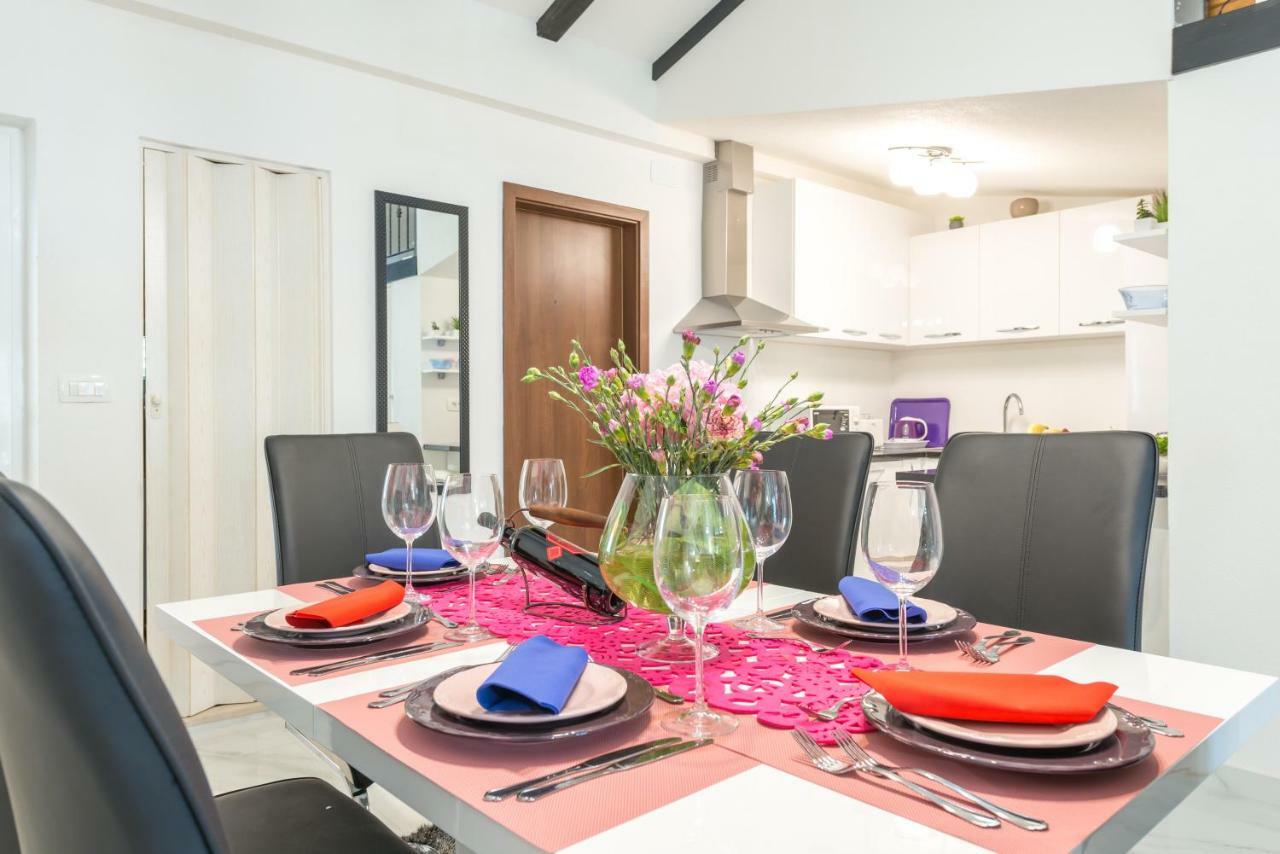 Tranquility And Nature In 4 Bedroom With Sea View Mokošica 외부 사진